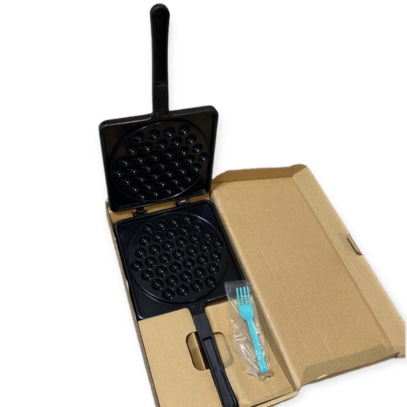 Pampered Chef Waffle Puff Pan Maker New In Box 100080 - Picture 3 of 3